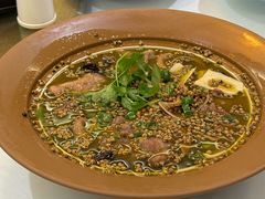 -沸腾鱼乡(知春路分店)