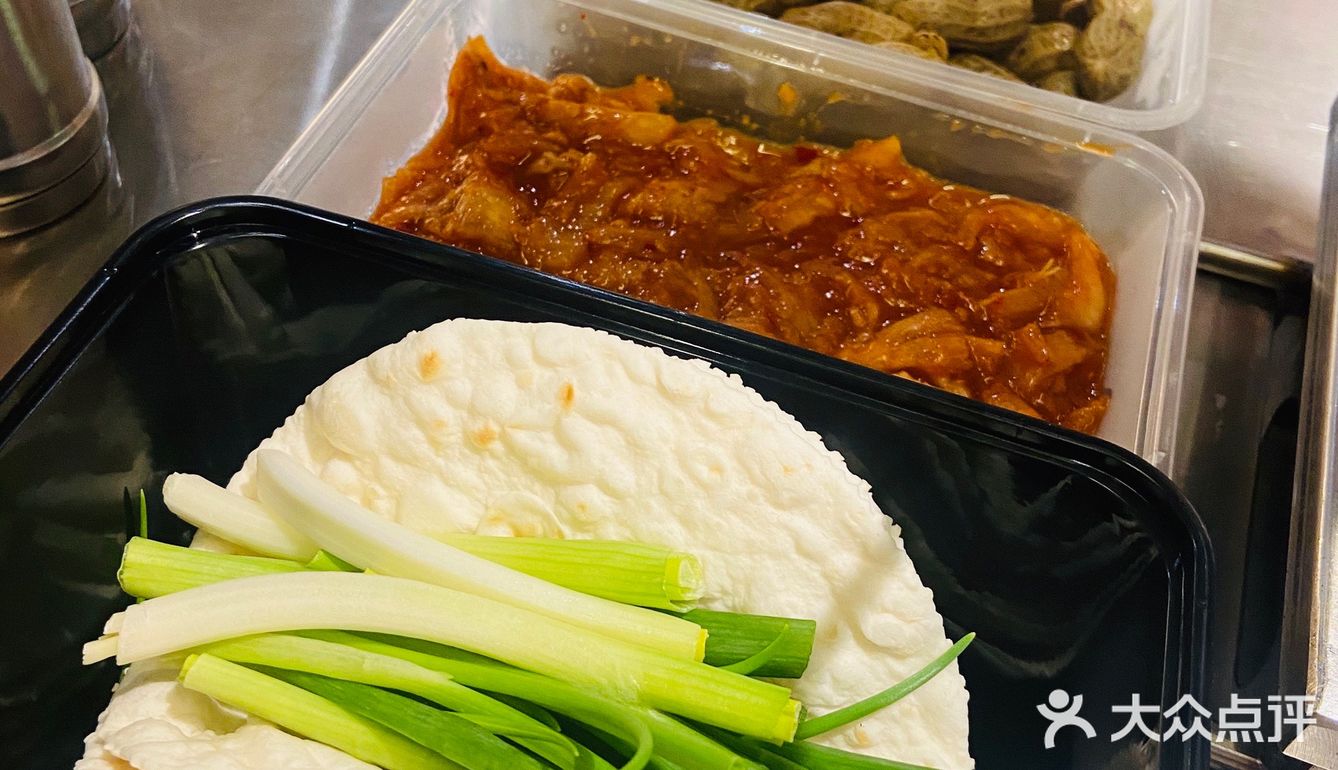 结果发现就在东站地铁Ｃ出口走一段就行