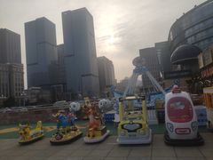 -迪卡侬(苗岭路店)