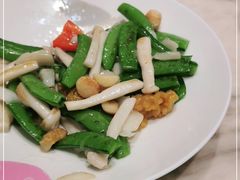 -香港百合居(LCM置汇旭辉广场店)