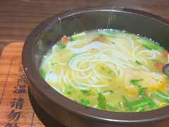 -良米山·云南野生菌过桥米线(上海首店)