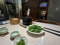 -乜都得港式茶楼(天贵路店)