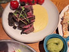 -JINNS锦时 steak&pizza(浸信会礼拜堂旧址店)