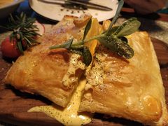 三文鱼焗饭派-Juicy Bakery(瑞景店)
