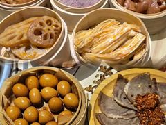 -卤校长老火锅(杨家坪直营店)