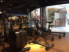 -VLines耀能运动24小时·月付制健身(京广桥店)