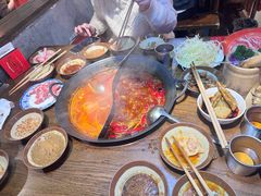 -萍姐火锅·公路夜市(武汉首店)