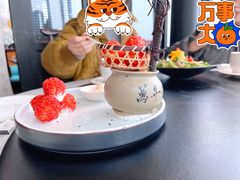 杨梅鳕鱼球-柳莺湖上·湖景餐厅·江南菜(西湖店)