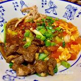 凉皮比苏州的料少，没有烤麸、花生