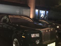 -上海半岛酒店·半岛精品店
