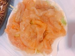 桂花蚌-鲜入围煮花胶鸡海鲜火锅