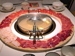 -牛人日志·鲜牛肉骨汤火锅(万科里瑧店)