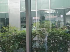 -杭州中升之星奔驰4S店(滨江店)