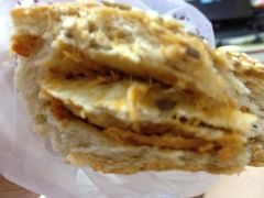 iphone_upload_pic-可颂坊(中心书城店)