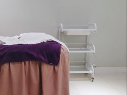 -蕾蕾美颜美容美体