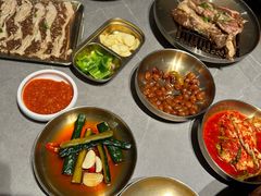 -草家酱蟹炭火烤肉店(珲春南路一店)