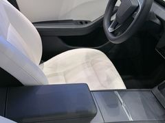 -万达广场(临港店)