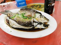 -银峰农庄·特色烧鸡·鲜无花果浸鸡