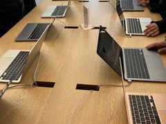 -Apple零售店(新街口店)