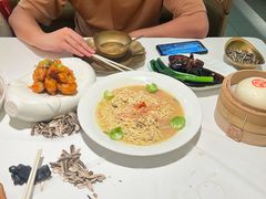 -桂满陇·手作小笼包&江南叫花鸡(中山公园店)