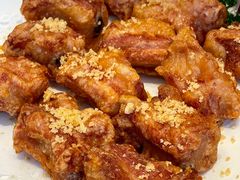 酥炸蒜香骨-弘雅饭店