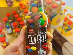 -m豆巧克力世界(上海世茂广场店)
