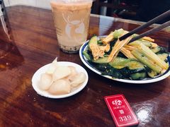 -老乌家特色小炒泡馍(大皮院店)