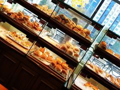 面包甜点陈列柜-新侨三宝乐面包店(崇文门店)