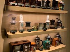 零售区-星巴克臻选(嘉兴海宁银泰城店)