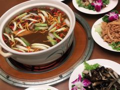 -阿鹏故事野生菌火锅(双廊古镇店)
