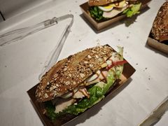 -黑草莓(重庆路店)
