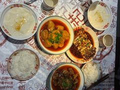 -耙吉吉川味小酒馆(本地人回头店)