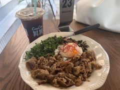 -CowCow其其·牛杂咖啡公司(六运店)