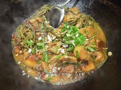 排骨干菜锅-小媳妇铁锅炖(安华街店)