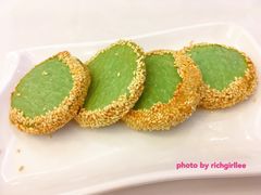 家乡绿茶饼-稻香酒家·33年老字号·港式粤菜(富邦中心店)