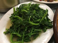 -华光驿站私房菜·黑金冠