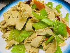 尖椒干豆腐-小海丁
