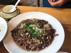 -嘉厨小馆(宜山路店)