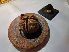 餐前面包配蘑菇粉黄油-三嚥阁 La Villa Restaurant