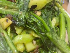 豆豉鲮鱼炒油麦菜-众源美食(光复阁店)