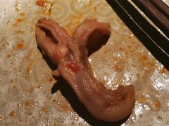-老牌坊云南鱼豆花火锅(哈西万达店)