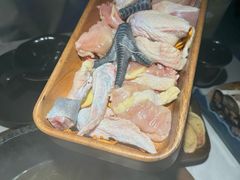 -芸山季·云南山珍菌火锅(人民广场来福士店)