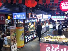 -八一路好吃街(雨田商务大厦店)