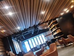 大堂-星巴克臻选(长沙运达中央广场店)