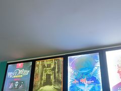 -荒岛实景沉浸密室(江汉路1店)