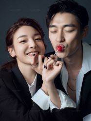 -雪中彩影婚纱摄影·微光艺术中心