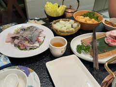 -得意咚瓜·顺德鱼生·冬瓜火锅(深圳首店)