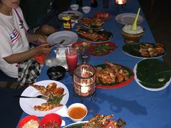 -Lia Cafe