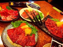 -炼火烤肉店