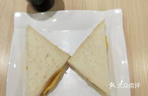 Ham and Egg Sandwich with Soft Scrambled Eggs